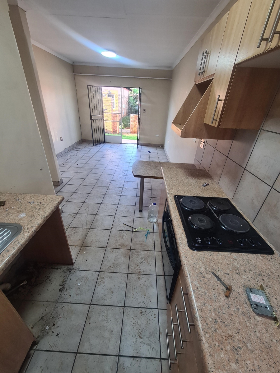 2 Bedroom Property for Sale in Vaalpark Free State